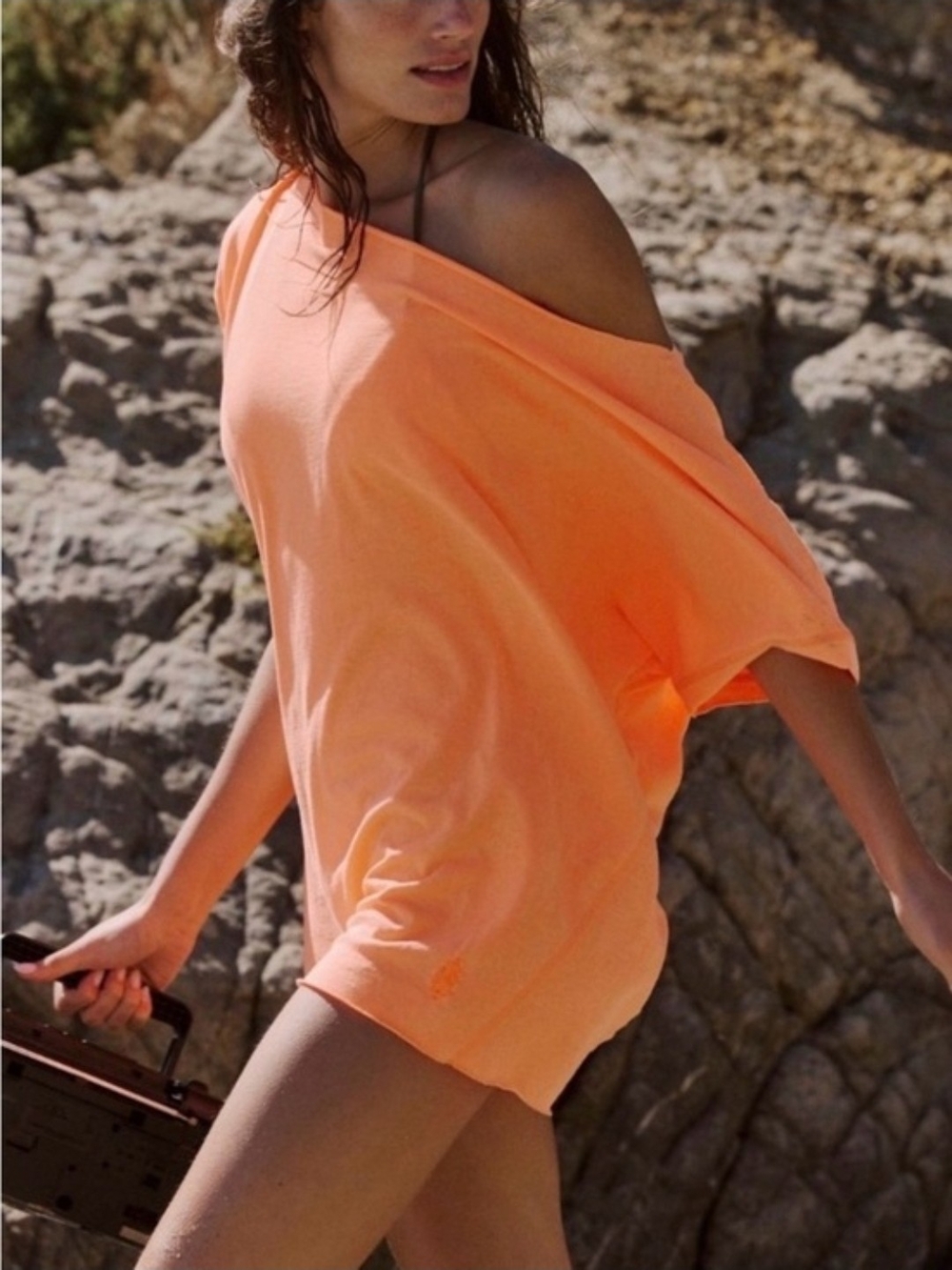 FP Movement Slam Dunk Tee Burning Up/Bright Orange Off-Shoulder Tee Women Small